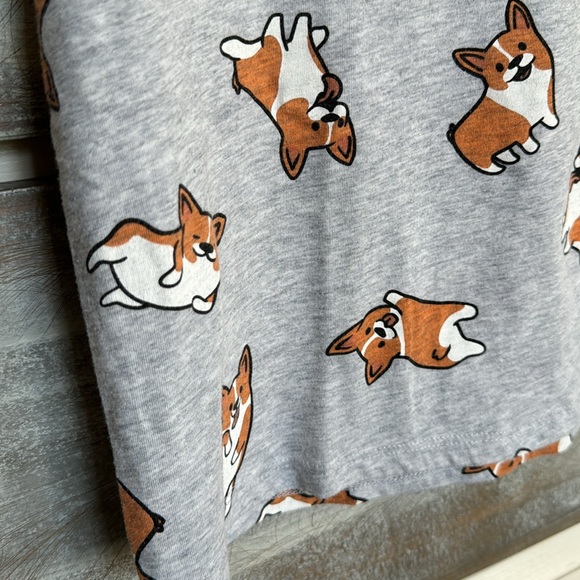Zoe + Liv Cute Corgi Pup Tee - Picture 4 of 6